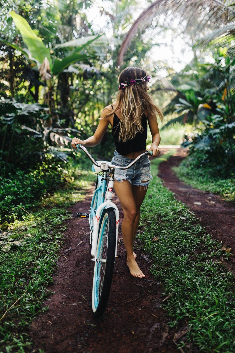 Keep Talking and Nobody Explodes: A Boomer Gaming in VR